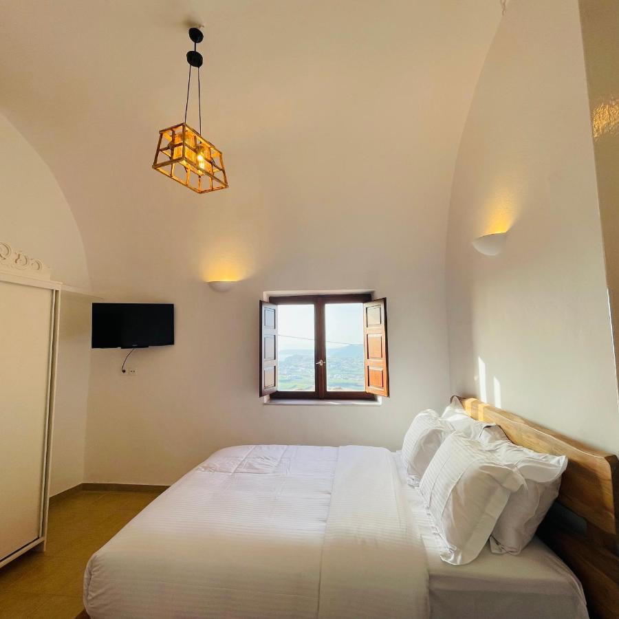 Diva Santorini Luxury Villa Pyrgos Kallistis Exterior foto